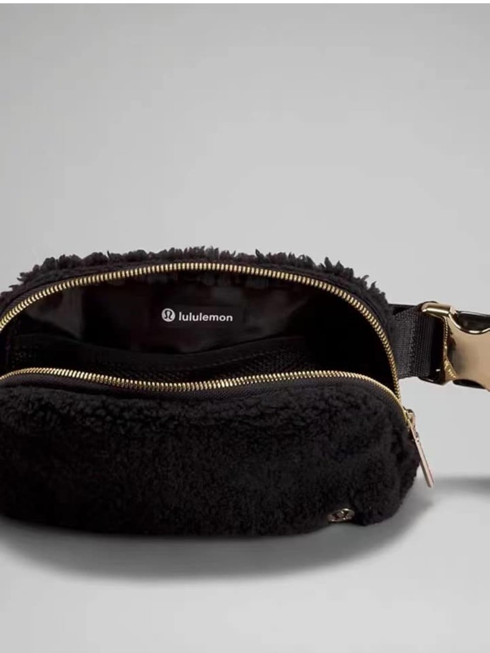 lululemon athletica Black Sherpa Belt Bag with Gold Logo - Picture 2 of 4